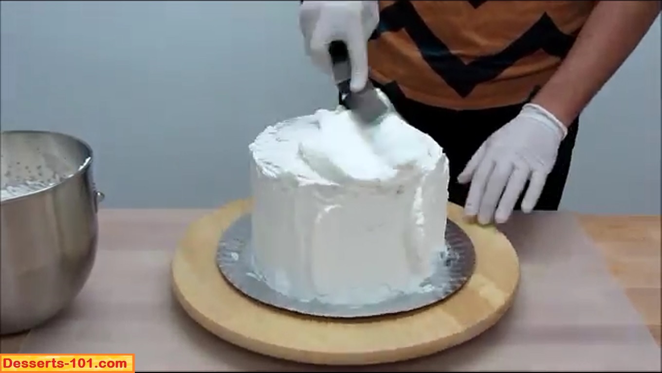 Icing Top of Cake